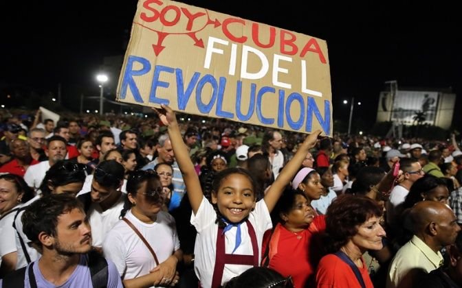 DrRobertoMOjeda's tweet photo. Todo el proceso político que hemos convocado contribuirá a reafirmar la importancia estratégica de la unidad, la ejemplaridad y la combatividad en las filas revolucionarias. Esperamos que sea un proceso riguroso, creativo y que vaya a las esencias de las urgencias que tenemos. https://t.co/ey002dh1Yg