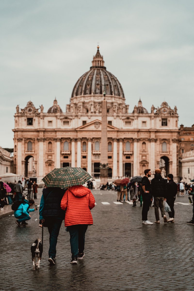 Th3_Shepherd's tweet image. St. Peter&apos;s Basilica in Rome, a masterpiece of Renaissance architecture, exudes grandeur and spirituality, drawing pilgrims and admirers worldwide.

#StPetersBasilica
#RomeArchitecture
#VaticanCity
#PapalSee
#CatholicChurch