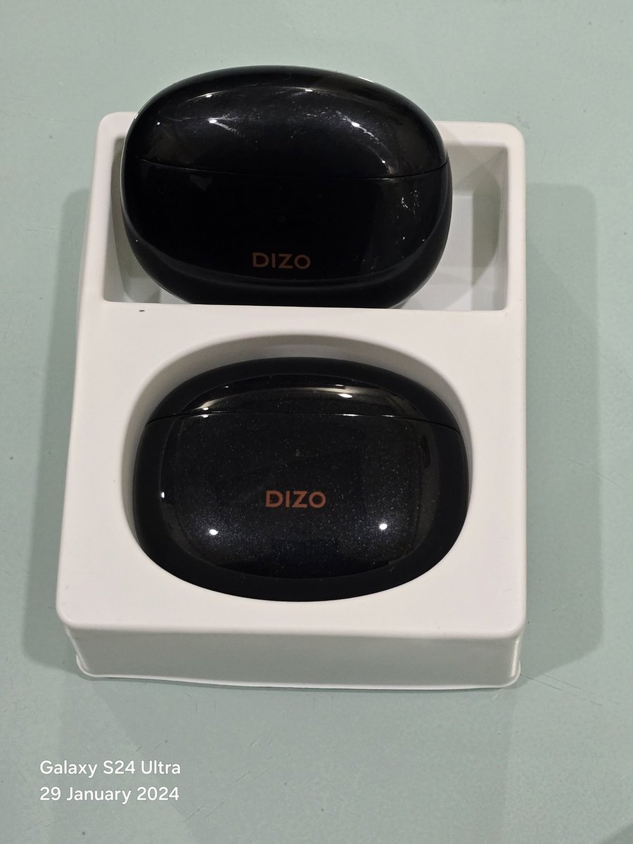 I bought a pair of Dizo Buds Pro from Croma, and I'm definitely not going to use them.

So, I will be giving them to two random people from the comments below.