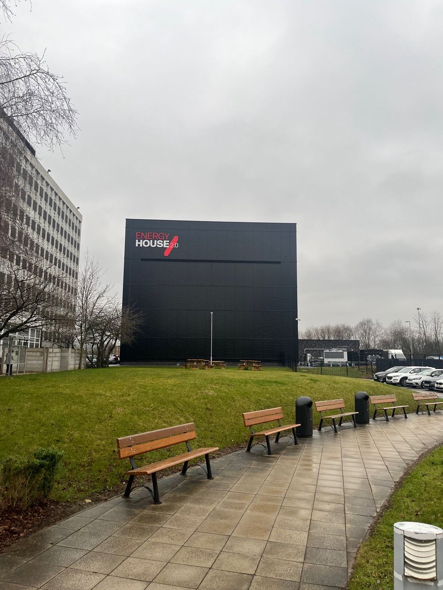 TriConnex's tweet image. Our team visited Energy House 2.0, Manchester yesterday.

Energy House 2.0 will research and test new ways of powering heating and insulating homes, whilst cutting water usage. 

#housingtechnology #netzero #newhomes #energyefficient #construction