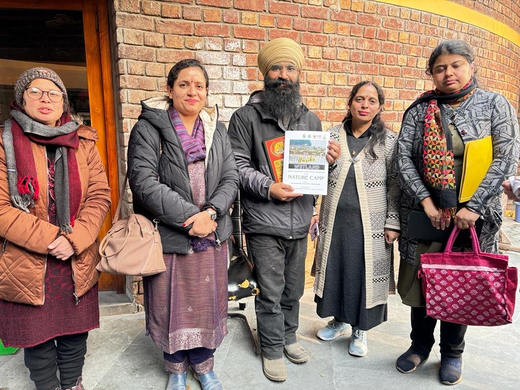 It's always amazing to be a part of events at <a href="/davjalandhar_in/">𝑫𝑨𝑽 𝑪𝑶𝑳𝑳𝑬𝑮𝑬 𝑱𝑨𝑳𝑨𝑵𝑫𝑯𝑨𝑹</a> . This time thanks to <a href="/PSCST_GoP/">Punjab State Council for Science and Technology</a> and <a href="/moefcc/">MoEF&CC</a> for sponsoring Nature camp under their Environment Education Program. Really amazing students, shows great commitment towards nature conservation.