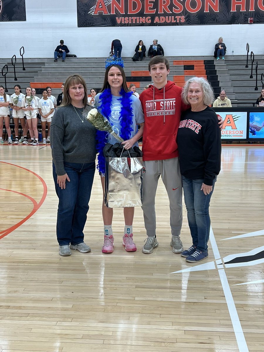 Although we didn’t get the outcome we would have hoped for last night, we couldn’t be more proud of these three seniors! They show what true leadership is on and off the court. We are so lucky to have them in our program! 🖤🧡

Thanks for everyone for coming out to support us!