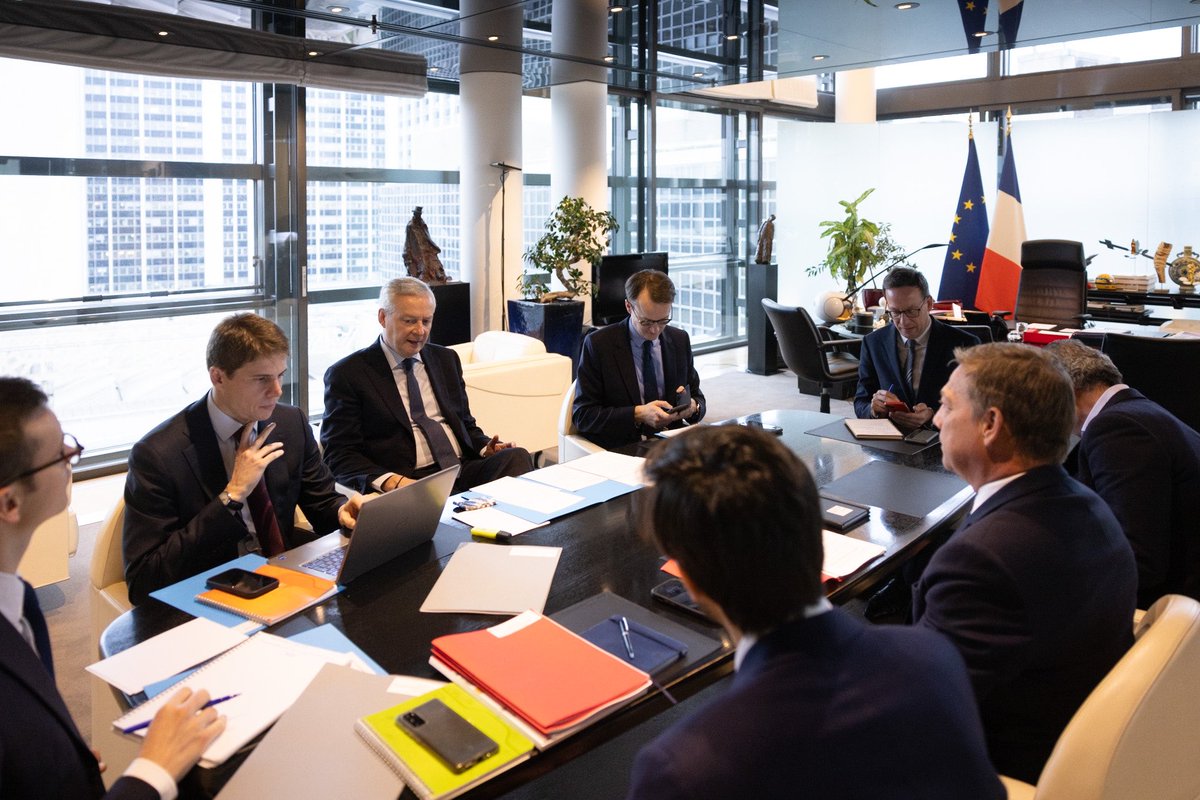 Rdv de travail ac <a href="/BrunoLeMaire/">Bruno Le Maire</a> sur les interrogations légitimes des #TPE du bâtiment : #GNR, suite de l’Appel de la derniere chance pr 1révision de #MaPrimeRenov’, instauration d’1 mois de la #simplification pour tous. Ns attendons des 1ers signes dans le discours <a href="/GabrielAttal/">Gabriel Attal</a>.