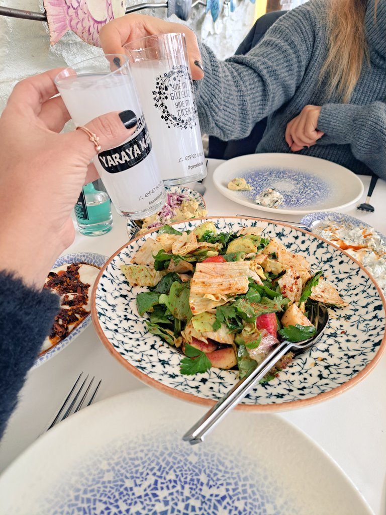 Öğlen rakısı en güzeli öğrenin artık