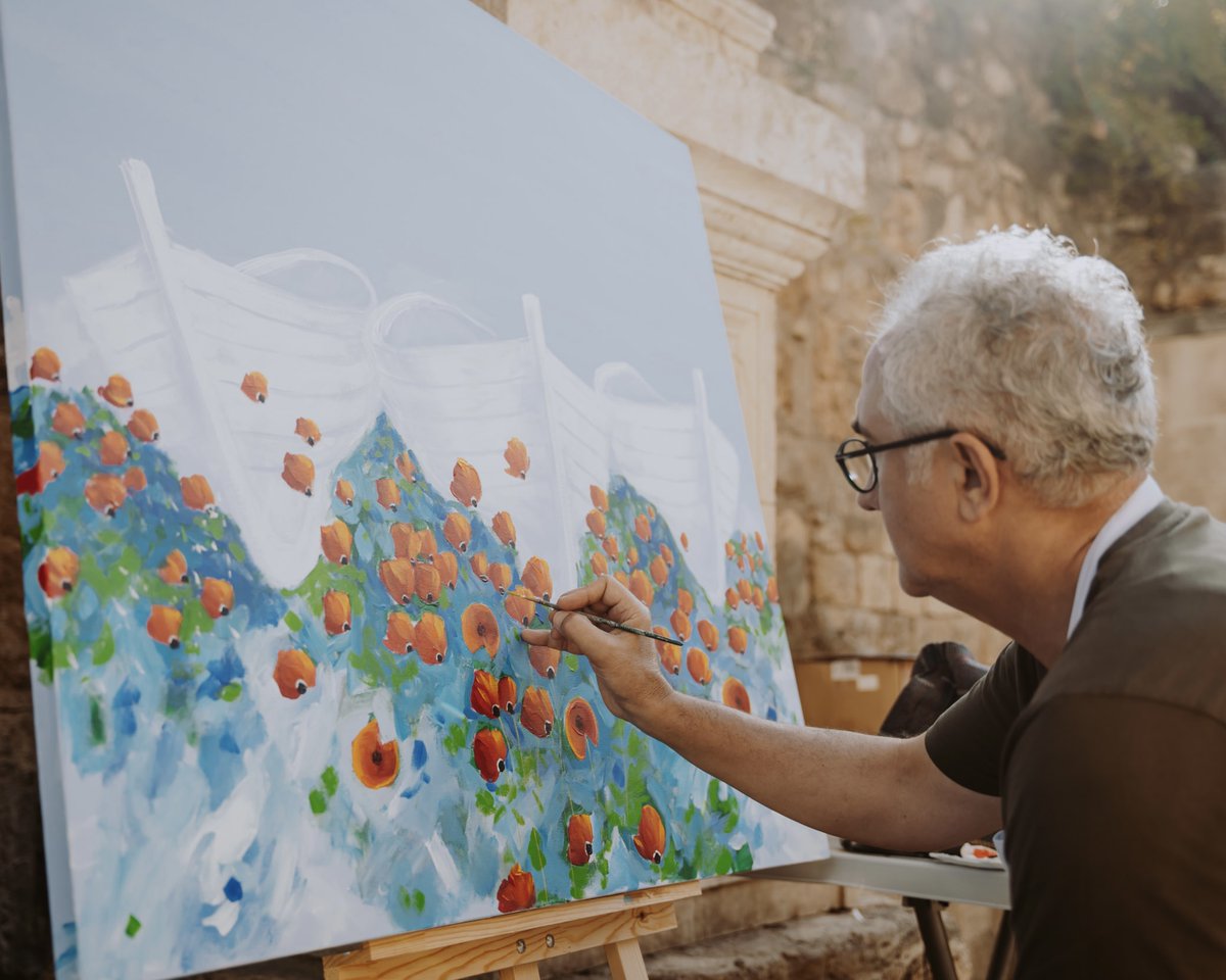 antalyaky's tweet photo. Festival ziyaretçilerinin Hadrian Kapısı’nda bulunan Art Meydanı’nda birbirinden harika eserlerin yapılışını izleme fırsatı yakaladığı zamanları hatırlayalım! 🧑‍🎨🎨

Sizin en beğendiğiniz tablo hangisi olmuştu?

#AntalyaKültürYoluFestivali #Antalya
#TürkiyeKültürYoluFestivalleri https://t.co/SJJYIRXs9w