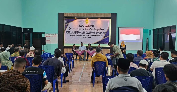 humas_btapan's tweet photo. Sosialisasi pengisian lowongan carik Kalurahan Banguntapan dihadiri kepala dukuh, tokoh masyarakat, Bamuskal dan Bhabin Banguntapan Aiptu Agung Aji W SH. Senin 29012024.

#sosialisasi #pamong #çarık #kalurahanbanguntapan #polsekbanguntapan #polresbantul #Poldadiy https://t.co/Ptxx3q7RkF