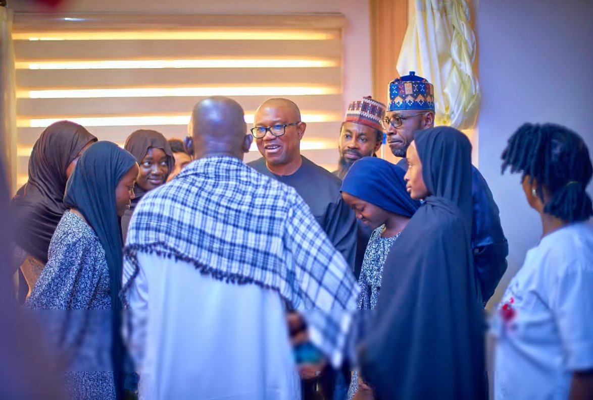 PhilipOnyiah's tweet photo. A leader like no other. A man full of wisdom, compassion and empathy paid a condolence visit to the grieving family of Nabeeha Al-Kadriyar. 
You make following you very easy for us.

Obidient Yahya Bello Yoruba Ronu Protest Ivory Coast Senegal Mane Kessie Peter Obi Portable NYSC 1 CAD