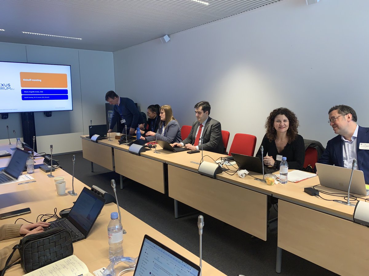 NexusForumEU's tweet photo. Today at the #Kickoff of the project! Networking is core to a #CSA and we begin with lunch. We are at the @EU_Commission, several known and some new faces!

#computingcontinuum @EU_CloudEdgeIoT 
@Martel_Innovate @RISEsweden @opennebula @f6s @tecnalia @Meiji_Univ_PR @yonsei_u https://t.co/8xkLSn0KsW