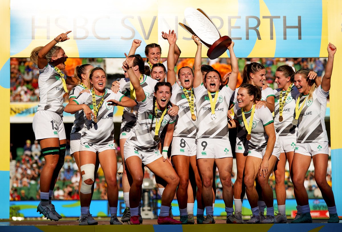 What a weekend in WA with the #IreW7s squad taking home our first ever series title and the #IreM7s squad taking home bronze. What a great way to kick of 2024. We cannot wait to see what else these teams can do! #IrishRugby #IreM7s #IreW7s @Irishrugby @Worldrugby @SVNSSeries