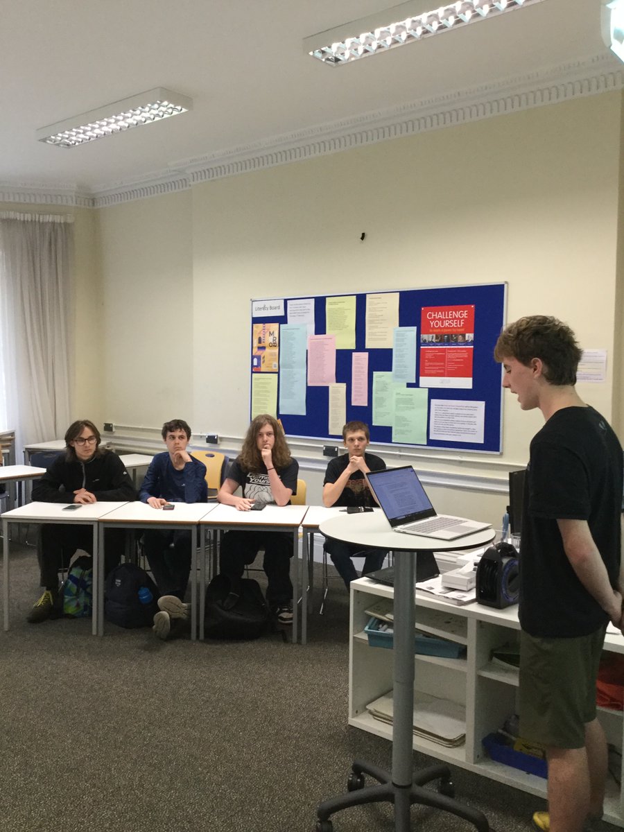 It was great to see some of our students in a University Challenge style Quiz at EMS this lunchtime involving 2 Teams of 4 going neck to neck!