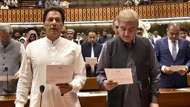 #Pakistan Tehreek-e-Insaf (#PTI), admitted both #ImranKhan & former foreign minister #ShahMehmoodQureshi had been sentenced 10 yrs by special court of Pakistan, WHAT A SHAME!

leaking of state secrets, involving the disclosure of a confidential cable, ambassador in Washington