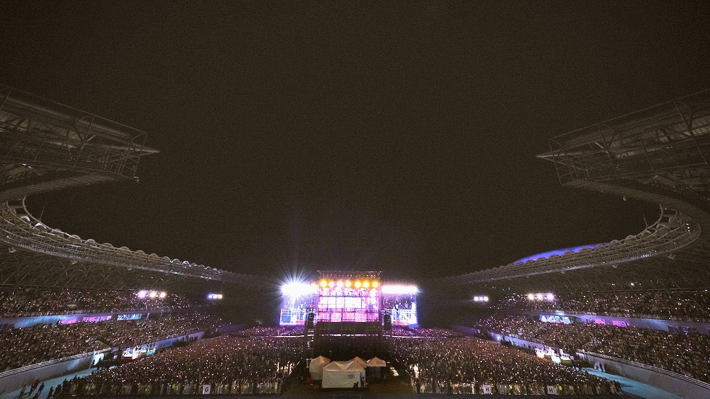 bestboycoups's tweet image. NOT IN KOREA. NOT IN JAPAN. THIS IS CARATS IN THE PHILIPPINES 🥹