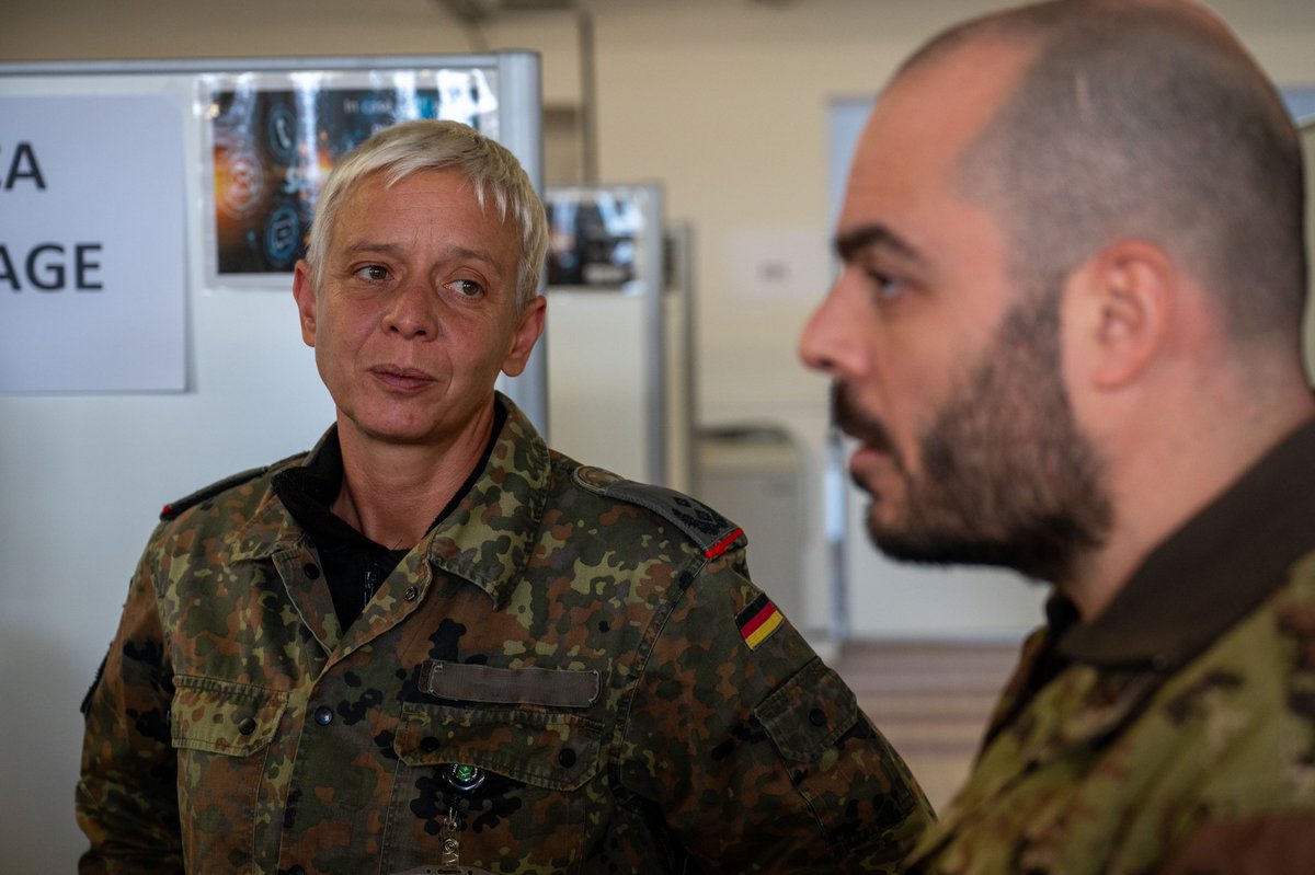 1FRCorps's tweet photo. 🛡️ RRC-FR was thrilled to host LANDCOM CREVAL's team for an assessment during #LOLE24 (Jan 22-26). Led by BG Martinez Ferrer, the evaluation at Lille's Citadel focused on administrative readiness. Proud of our corps' excellence ! 🌟 #RRCFR #Defense #Military  #Evaluation #CREVAL https://t.co/9aiHigwA3u