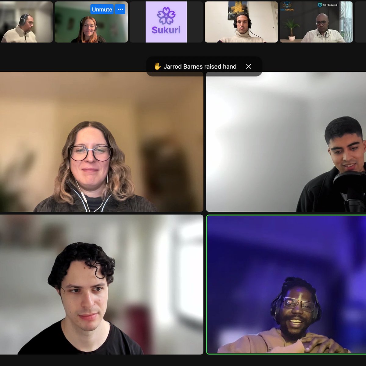 nearhorizon's tweet image. The team from @OpenUX_xyz kicked off week 2 of #HZN2 
Spicy take-
Q: Can/when/should AI be used in user research? 
A: It&apos;s all about the R.A.T 
IYKYK