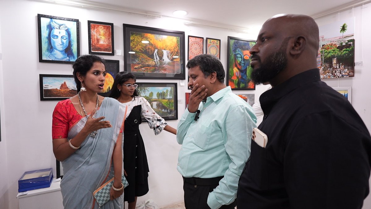 AchalamArtist's tweet photo. #Artist_Achalam
5th international art exhibition &amp; sale ✨
.
.
.
#art #exhibitions #Canvas #kolathur #Indianartfactory #Artfactory #Finearts #Painting #Gallery #Creativity #BFA #MFA #sculpting #drawings #ideas https://t.co/zH2pRlTymm