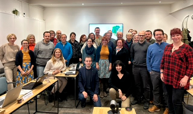 EPPOnews's tweet photo. Read a short report of the recent meeting of the EPPO Panel on Diagnostics in Virology and Phytoplasmology: https://t.co/ryyBtrUF42

#planthealth #diagnostics https://t.co/esst5Q24Tm