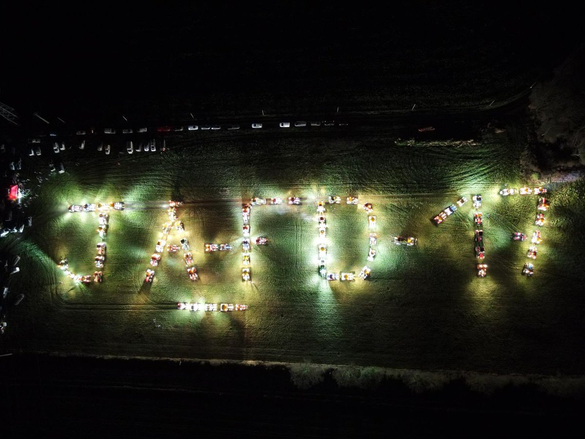 Éleveurs, céréaliers, maraîchers, viticulteurs, entrepreneurs des territoires ( ruraux, agricole, forestier ) - bio ou pas - tous solidaire 🇫🇷🇫🇷 #AgriculteurEnColere
