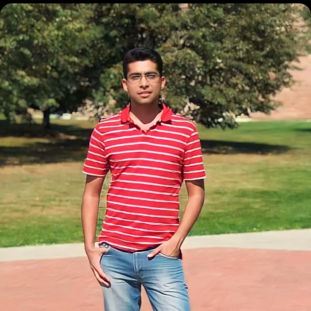 styumich's tweet photo. Was experimenting with AI to restore old low resolution pics. Not perfect but not bad either.

#AI #AIArtwork #umich #ArtificialIntelligence #SharkTankIndia https://t.co/PYsGHmZOOC