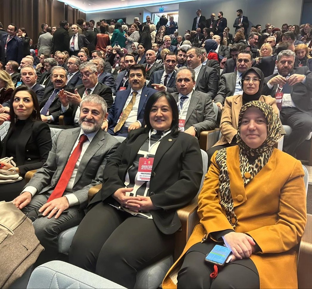 📍AK Parti Kongre Merkezi

"Türkiye Yüzyılı İçin Gerçek Belediyecilik"
AK Parti'mizin Yerel Seçim Beyannamesi Açıklama Toplantısı'nda Cumhurbaşkanımız Sayın Recep Tayyip Erdoğan’ı dinliyoruz.

<a href="/RTErdogan/">Recep Tayyip Erdoğan</a> 
<a href="/Akparti/">AK Parti</a>