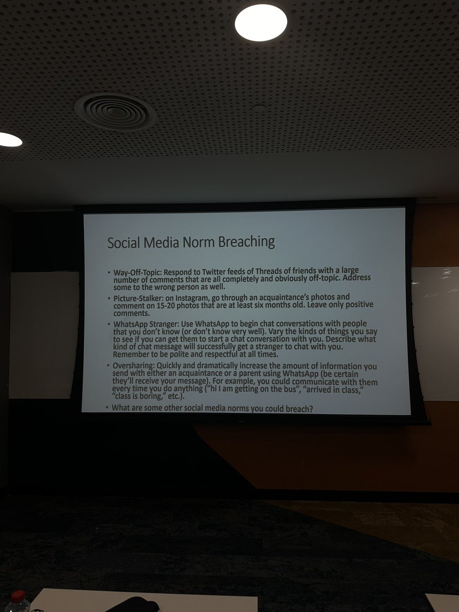 shaheddalii's tweet image. Preserving oneself online isn&apos;t just about curating the perfect image; it&apos;s about staying true to who you are amidst the noise and filters. Let your digital footprint reflect your authenticity, values, and growth. #Digitalldentity #MMC943 (2)