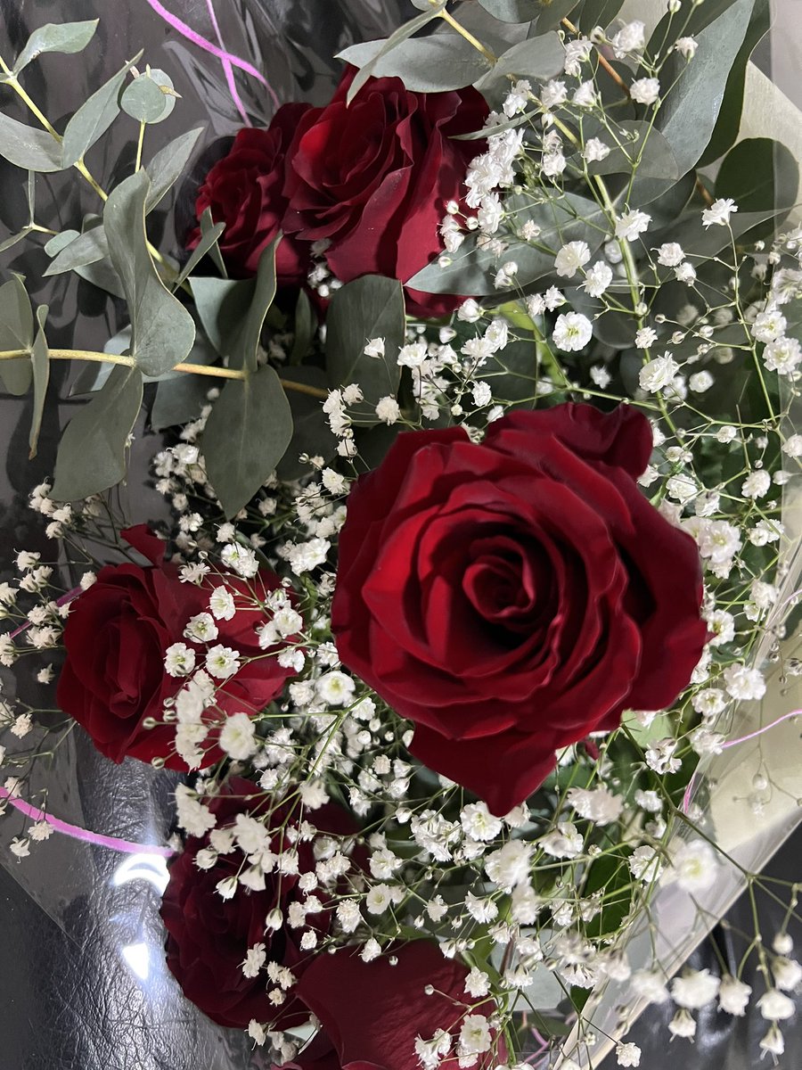 ValentinaAD192's tweet photo. Buenos días! Por ser ayer 29 https://t.co/0DgFfdCltG