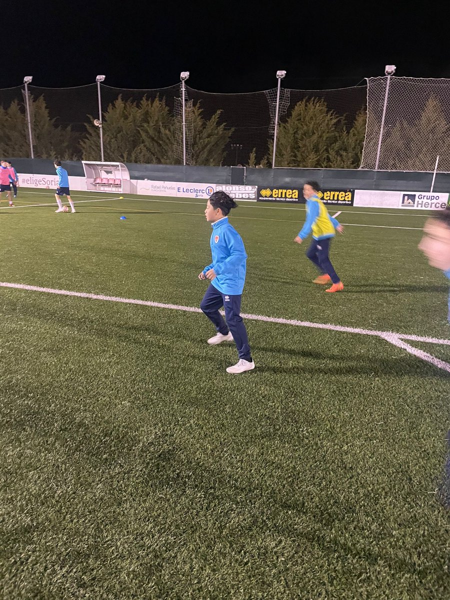 WakatakeGroupJP's tweet image. 今シーズン@wakatakegroup は@cdnumancia と非常に良い関係性を築くことができました🤝

日々選手たちのケア、そしていつも選手たちの様子や写真をたくさん送って下さるヌマンシアの皆様、本当にありがとうございます！これからもよろしくお願いします🙏

#immersionprograms
#VamosWakatake