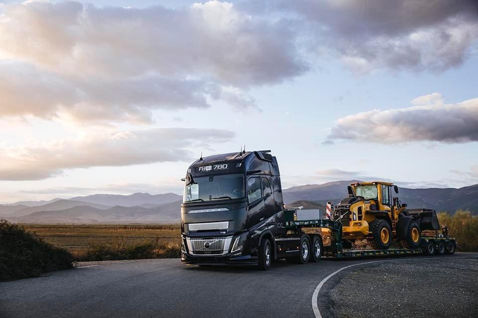 Commercial Motor tweet media