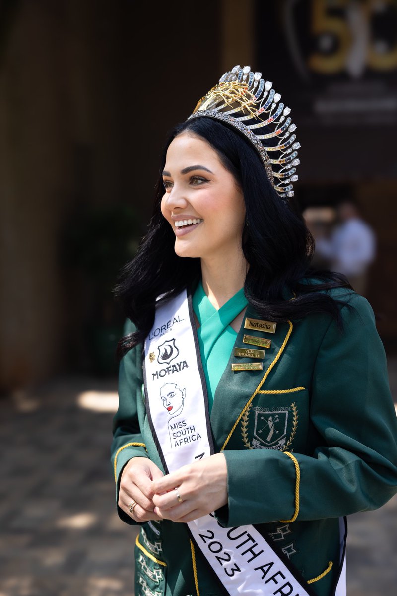 From @HS_Eldoraigne hallways to the Miss SA runway ✨ Celebrating a memorable day with @natashajoub as she revisits her former High school. 📚📘 #HighSchoolReunion