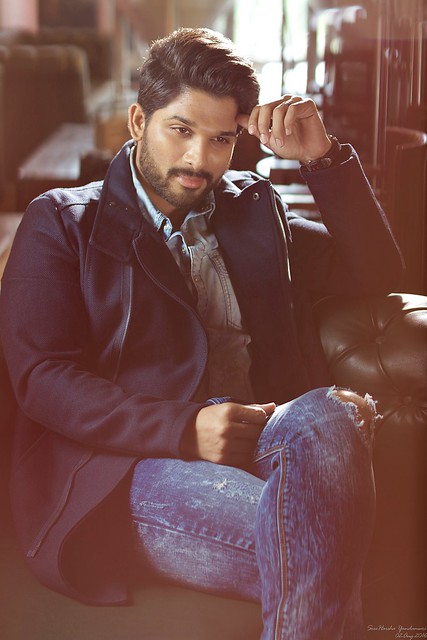 RahadSarkar16's tweet image. Everyone react to Allu Arjun's photo in the comment box of the main post. Clicking on the photo of this share post of mine will take you to the original post and any reaction to Allu Arjun photo Everyone react quickly
#AlluArjun #PusphaTheRule #ICONStAArs
facebook.com/10008675155209…