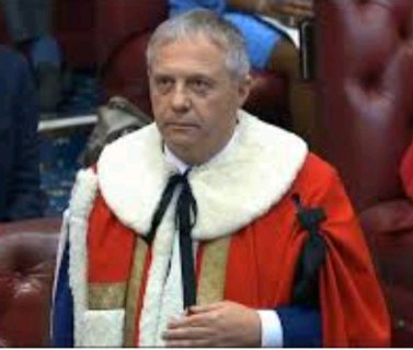 tykestakeonit's tweet image. Can anybody think of a reason why we shouldn't abolish the House of Lords.🤔 #Abolishthehouseoflords