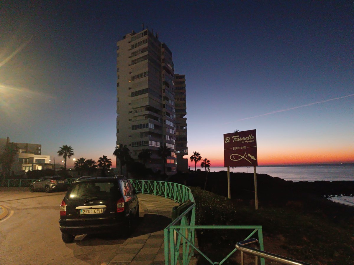 loscelios's tweet photo. Amanecer en Torreguadiaro 26 enero 2024 https://t.co/MSFazODUiU