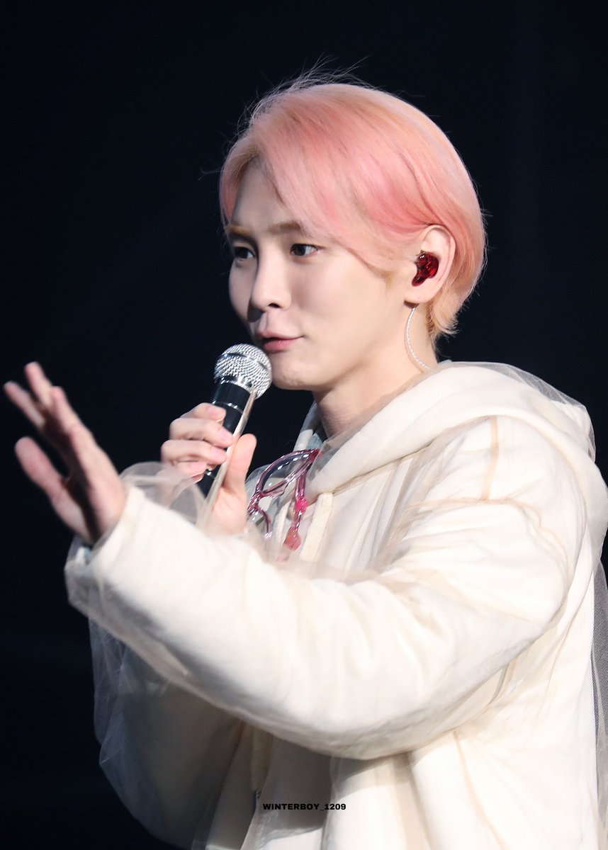 Winterboy_1209's tweet photo. 240127 키랜드 KEYLAND 

아 귀여워

#샤이니 #SHINee  #KEY #키 #기범 #김기범 #キー https://t.co/b2brqomprZ