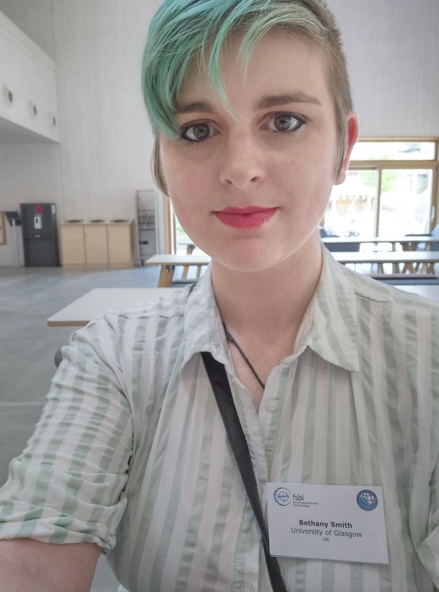 Congratulations to Bethany Smith <a href="/bethanyasmith42/">Bethany Smith</a>  who passed her VIVA last week 🎉 Well done from all at @UofG_SBOHVM 👏

"Evolution and Plasticity in Geothermal Three-spined Sticklebacks (Gasterosteus aculeatus)"