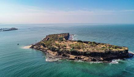 PIBMumbai's tweet photo. “Maratha Military Landscapes of India” will be India’s nomination for recognition as UNESCO World Heritage List for the year 2024-25

📙https://t.co/LCu6dndZ1M https://t.co/T2eCnU39mG