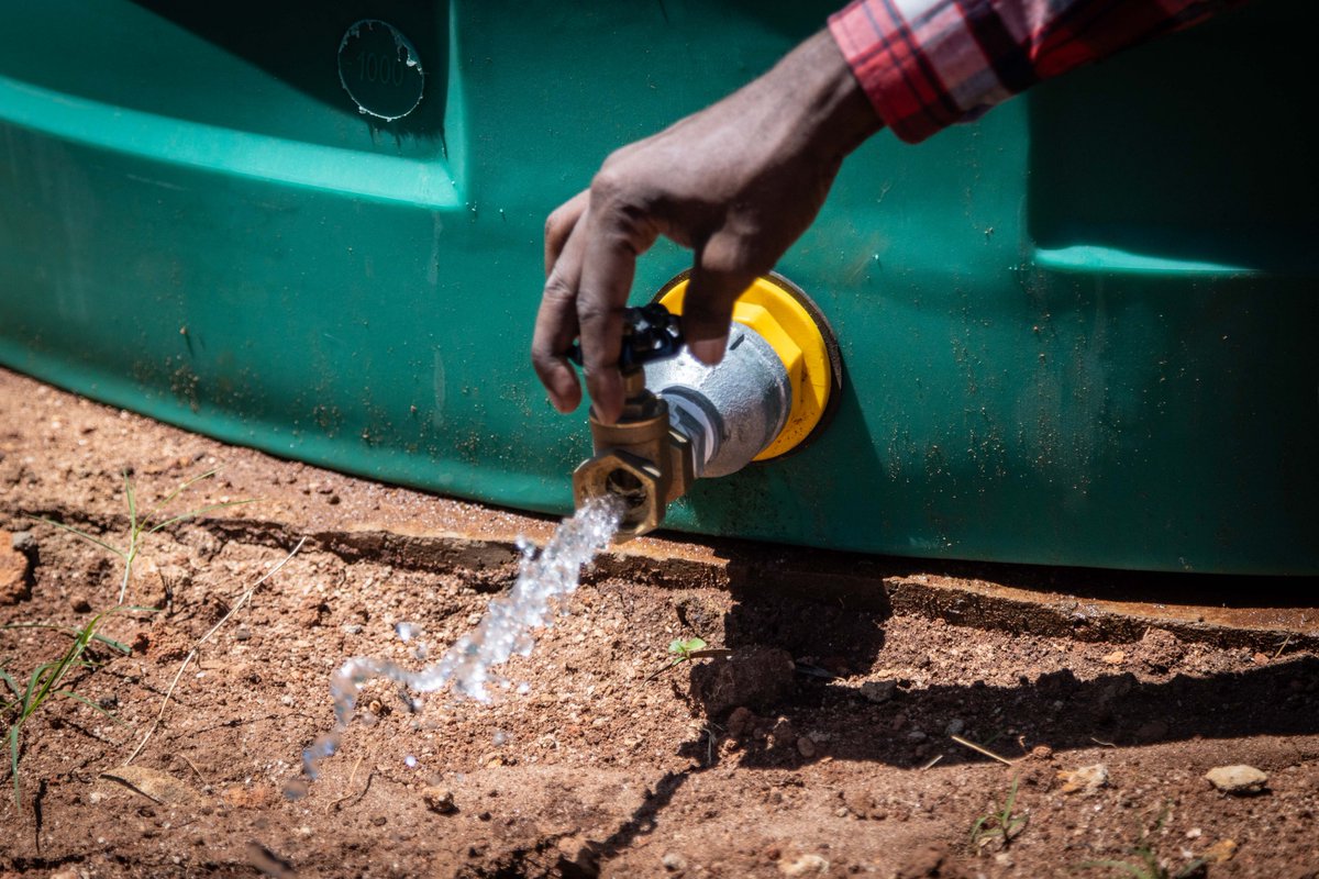 surg_water's tweet photo. Tanks filled up! 🚰 Rural hospitals in Chimvu and Tekherani are set to receive and install reactors this week. Ready to use the collected rainy season water. Exciting times ahead!💧
Go #SODIS!! ☀️🌧️😊 https://t.co/yFivEiyfDf