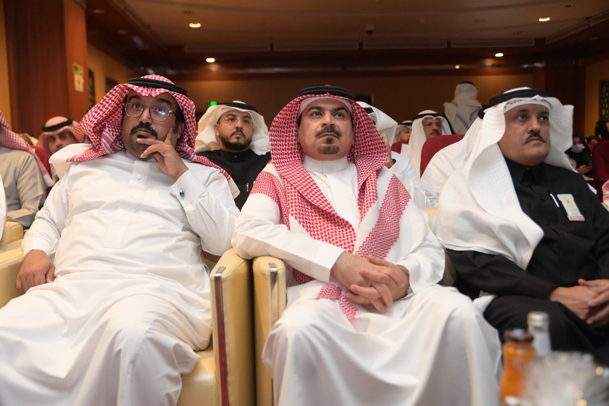 makkah_hc's tweet photo. #يحدث_الآن 

الرئيس التنفيذي لـ #تجمع_مكة_المكرمة_الصحي 
الدكتور / حاتم بن أحمد العُمري 
يُدشن مركز الإمتياز في الرعاية الإجتماعية لإدارة حالات الع��نف والإيذاء الأُسري والذي يُعد الأول من نوعه على مستوى #المملكة 

#لتبقى_مكة_بصحة https://t.co/ZuZZhky7BP
