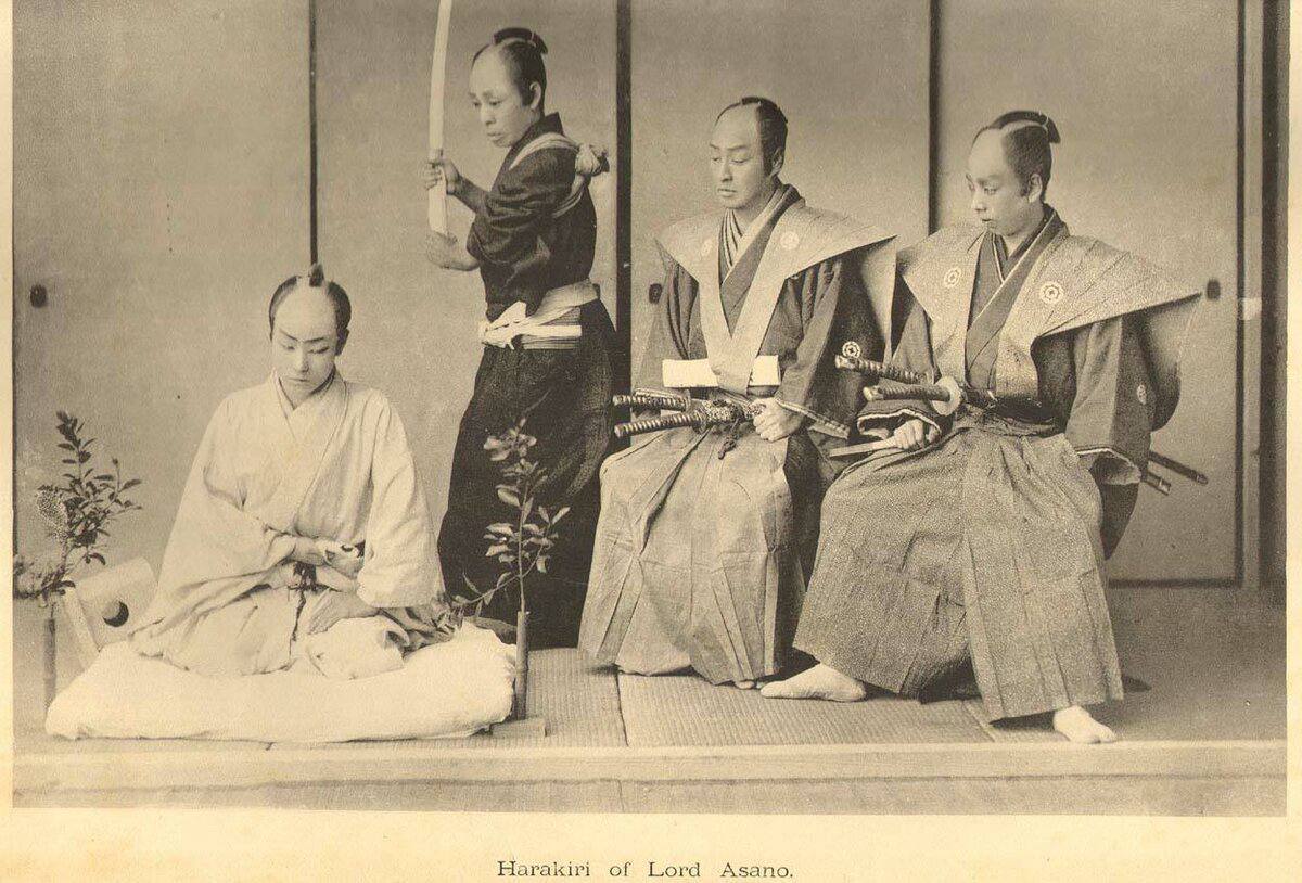 MedvedevRussiaE's tweet photo. Japan’s Prime Minister Kishinda has once again spoken in favour of a peace treaty with Russia. Surely, on condition of discussing the Kurils and maintaining the sanctions. 
Well, nobody’s against the peace treaty on the understanding that:
1. The “territorial question” is closed once and for all in accordance with the Constitution of Russia;
2. The Kuril islands will be actively developing, and their strategic role will be growing in parallel, including stationing new weapons there; 
3. We don’t give a damn about the “feelings of the Japanese” concerning the so-called “Northern territories”. These are not “disputed territories” but Russia. And those of the samurai who feel especially sad can end their life in a traditional Japanese way, by committing seppuku. If they dare, of course. Surely, it feels a lot better French-kissing Americans, having totally forgotten Hiroshima and Nagasaki…