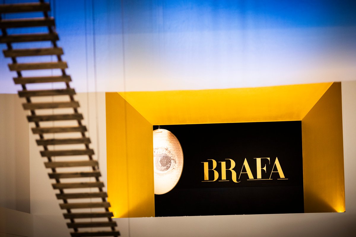 LaClassicaRadio's tweet photo. Nog tot zondag 4 februari kan je op de Heizel in Brussel terecht voor BRAFA. Eén van de meest prestigieuze kunstbeurzen in Europa. De beurs staat dit jaar helemaal in het teken van het surrealisme. Alle info op https://t.co/6hWSLWWuqa. https://t.co/OAASbZCJs6
