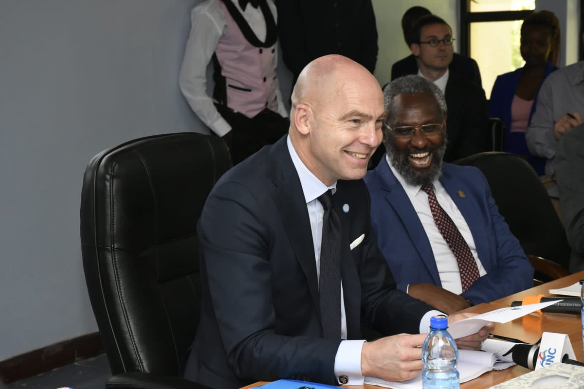 Tvitter_User_'s tweet photo. The @uonbi Chancellor  @ProfPatrick_GCA gets acquinted with the various Faculty members and student leaders on his second day of the introductory Visit. 
#karibuChancellor #WeareUoN https://t.co/wMtcwh5CRF