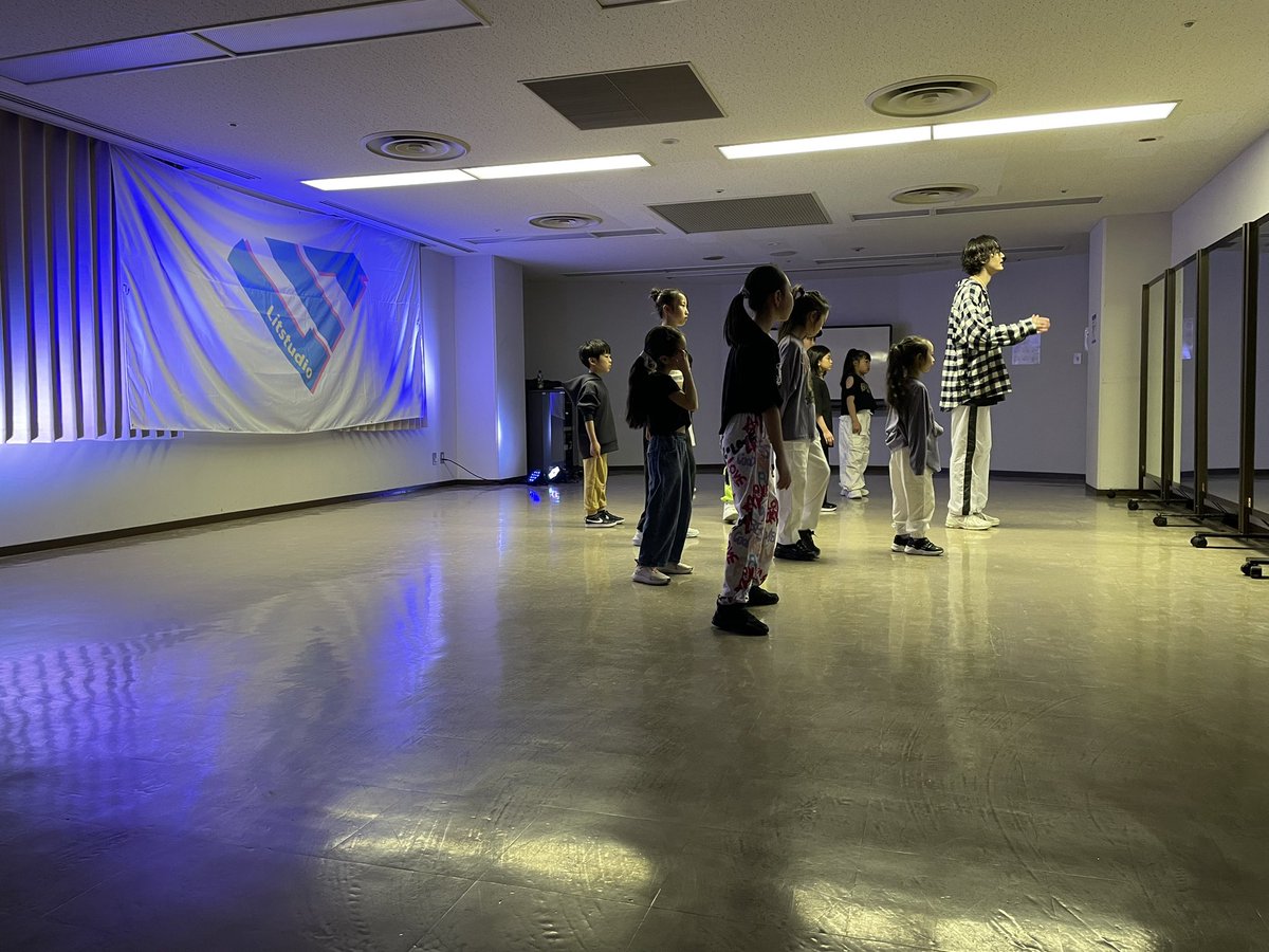 Litstudio_e's tweet photo. 三郷市でダンスをやるならLitstudioが良いってみんなに薦めてもらえるように認知度をあげたい🙏
これからもみんなで盛り上げていきましょう💪 https://t.co/msPNJIuMk6