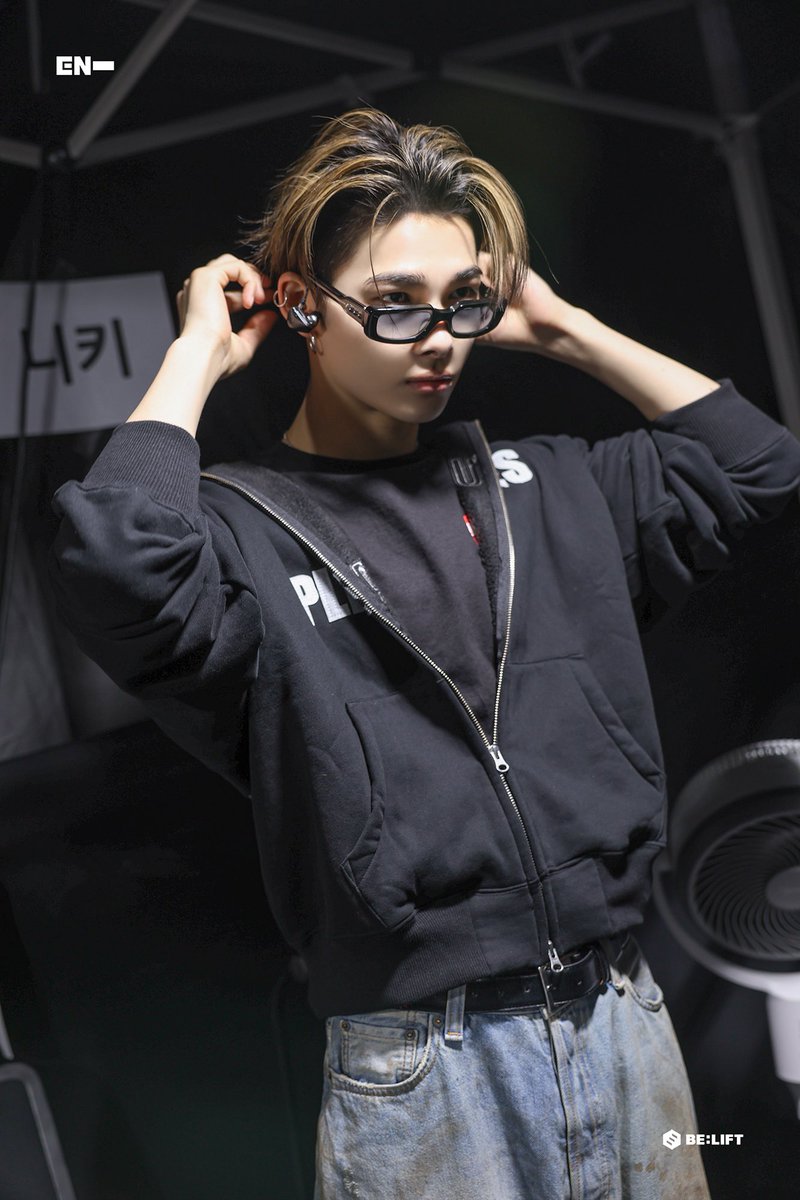 ENHYPEN's tweet photo. [🎞️ #ENroll]
ENHYPEN BACKSTAGE PHOTO
@ WORLD TOUR ‘FATE’ in MACAU_240126~28

#ENHYPEN #엔하이픈
#EN_WORLDTOUR_FATE
#FATE_IN_MACAU https://t.co/jXsKUt8ktx