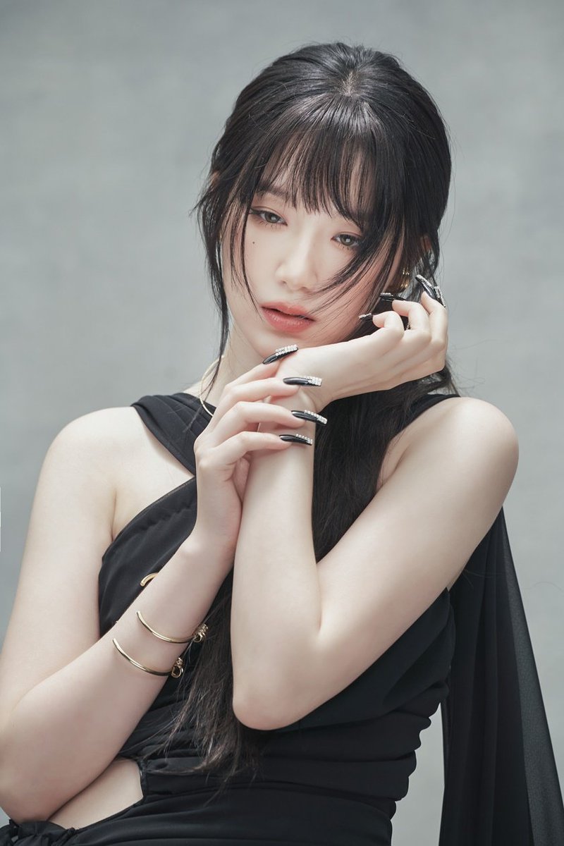ShushuFrance's tweet photo. [📸] 30.1.24 | Genie

Nouvelles photos de #SHUHUA pour la promo de leur nouvelle album [2]

🔗https://t.co/XT0C4qZUe0
.
GIDLE ARE SUPER LADIES
#SuperLadyOUTNOW
#GIDLE_TwoOUTNOW https://t.co/QqQ4HuK0ds