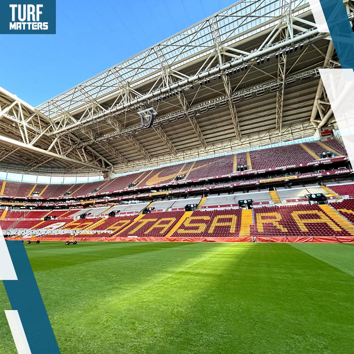 TurfMatters's tweet photo. #TurfNews Managing cup competitions alongside domestic fixtures is difficult at the best of times. Sometimes weather is so bad a game seems destined for another date. That is, unless you have @SISPitches managing the playing surface.

Read more here 👉 https://t.co/pOtwRkLuuW https://t.co/fz3TvwsXEH