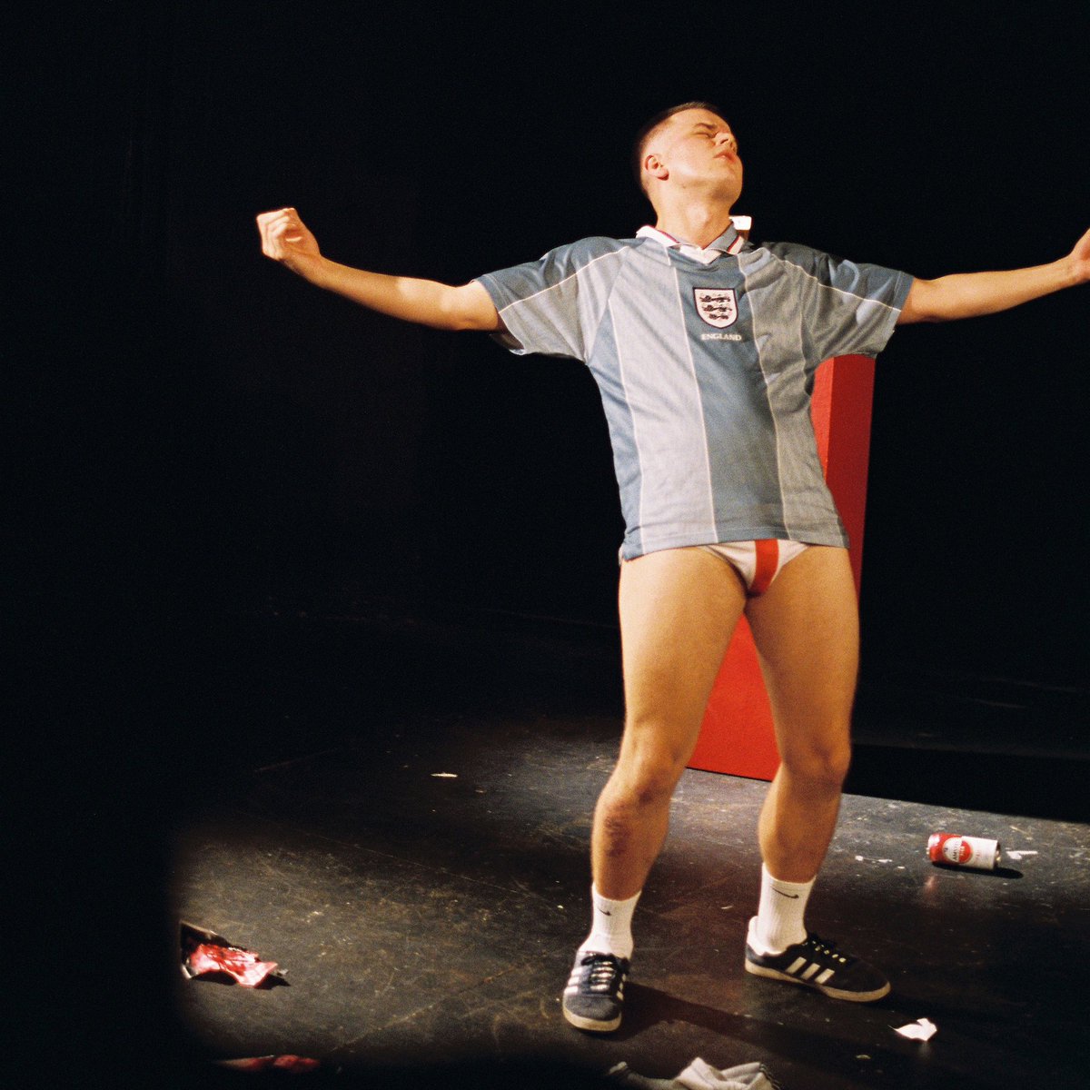 Why I Stuck A Flare Up My Arse For England | FLARE (@bumflareplay) on Twitter photo Billy & his best pal Adam are die-hard football fans. It’s how they spend every weekend, without fail. It’s their escape, their religion and their life. But when they encounter a new group of mates, they start to take their support one step further.
<a href="/swkplay/">Southwark Playhouse</a> 17 April - 4 May 🏴 Billy & his best pal Adam are die-hard football fans. It’s how they spend every weekend, without fail. It’s their escape, their religion and their life. But when they encounter a new group of mates, they start to take their support one step further.
<a href="/swkplay/">Southwark Playhouse</a> 17 April - 4 May 🏴