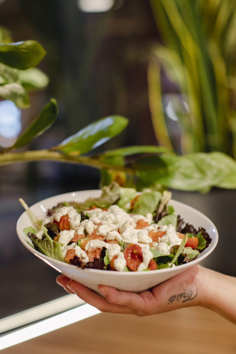 Nuevo año, ¡nueva oportunidad para cuidarte!
Si tu propósito es llevar una vida más saludable ¡tenemos lo que necesitas!
Descubre nuestra variedad de ensaladas y bocadillos frescos, deliciosos y llenos de nutrientes
Haz que comer saludable sea una experiencia deliciosa con MOTT