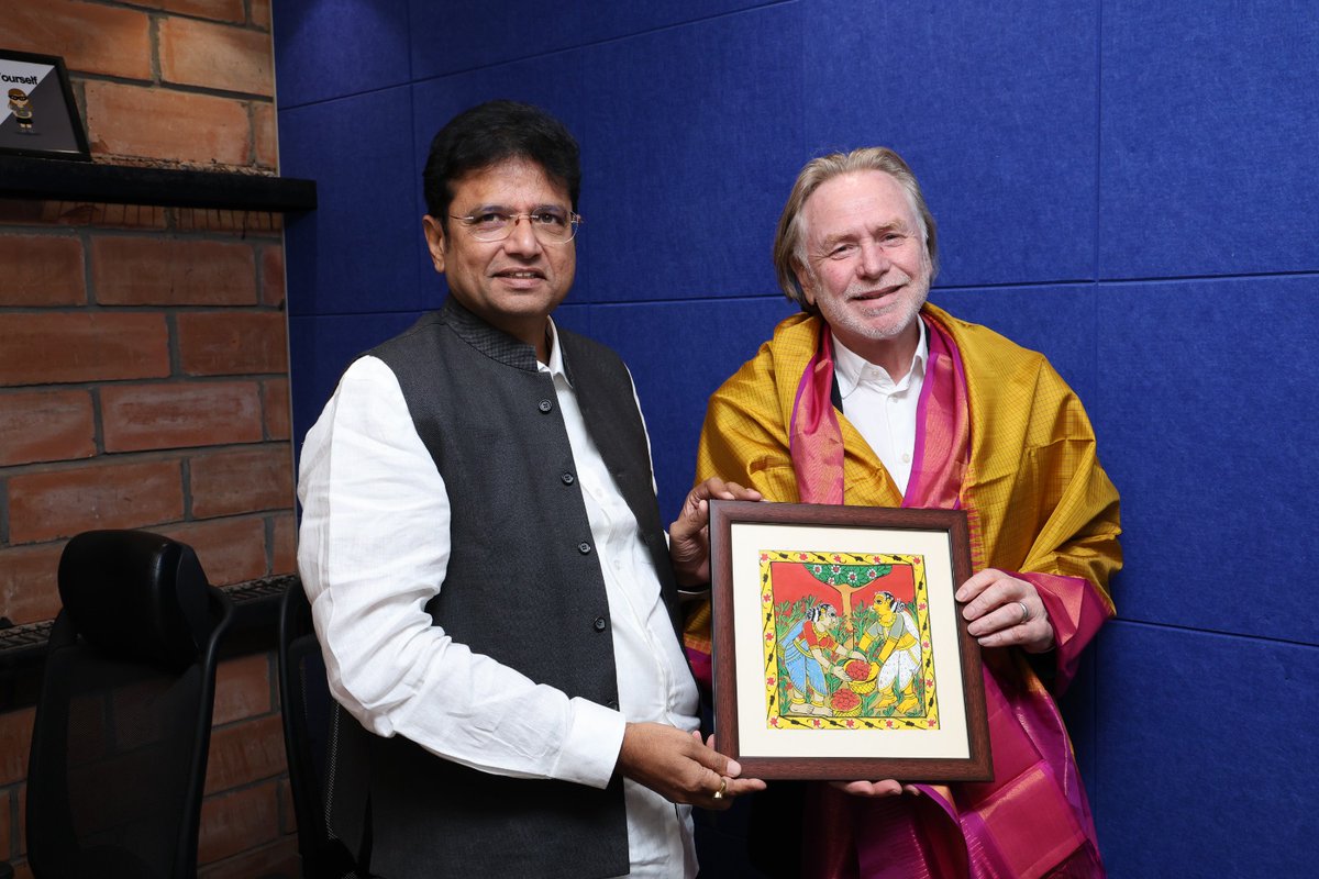 Minister Sridhar Babu (@min_sridharbabu) on Twitter photo Minister Sri D. Sridhar Babu along with <a href="/AusHCIndia/">Philip Green OAM</a> Mr. Philip Green OAM has announced Start-X, a 13-week pre-incubation programmme to be delivered by @WEHubHyderabad to support women, marginalized and the LGBTIQ+ communities in entrepreneurship development.
Stating that the Minister Sri D. Sridhar Babu along with <a href="/AusHCIndia/">Philip Green OAM</a> Mr. Philip Green OAM has announced Start-X, a 13-week pre-incubation programmme to be delivered by @WEHubHyderabad to support women, marginalized and the LGBTIQ+ communities in entrepreneurship development.
Stating that the