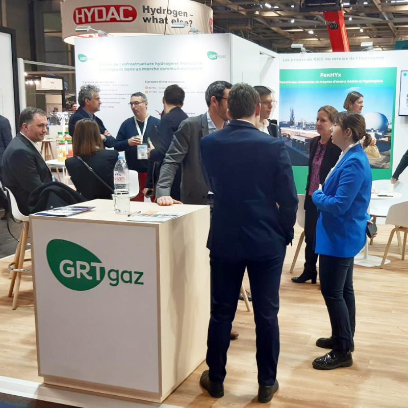 natrangroupe's tweet photo. 📍 Retrouvez-nous à @‌Hyvolution sur notre stand J40 - Hall 4

👩‍🔬🗓️ Venez échanger avec nos experts #hydrogène et ne manquez pas nos interventions sur les dernières avancées de nos projets H2.

🔗 Suivez-nous pour des mises à jour en direct des moments forts du salon.