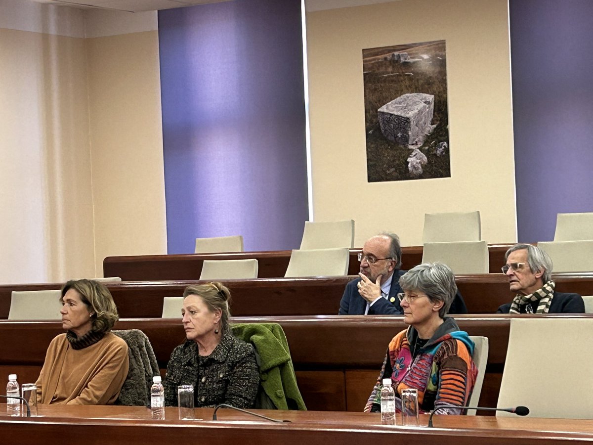 A #Mostar in Municipio incontro col sindaco Mario Kordic e l ...
