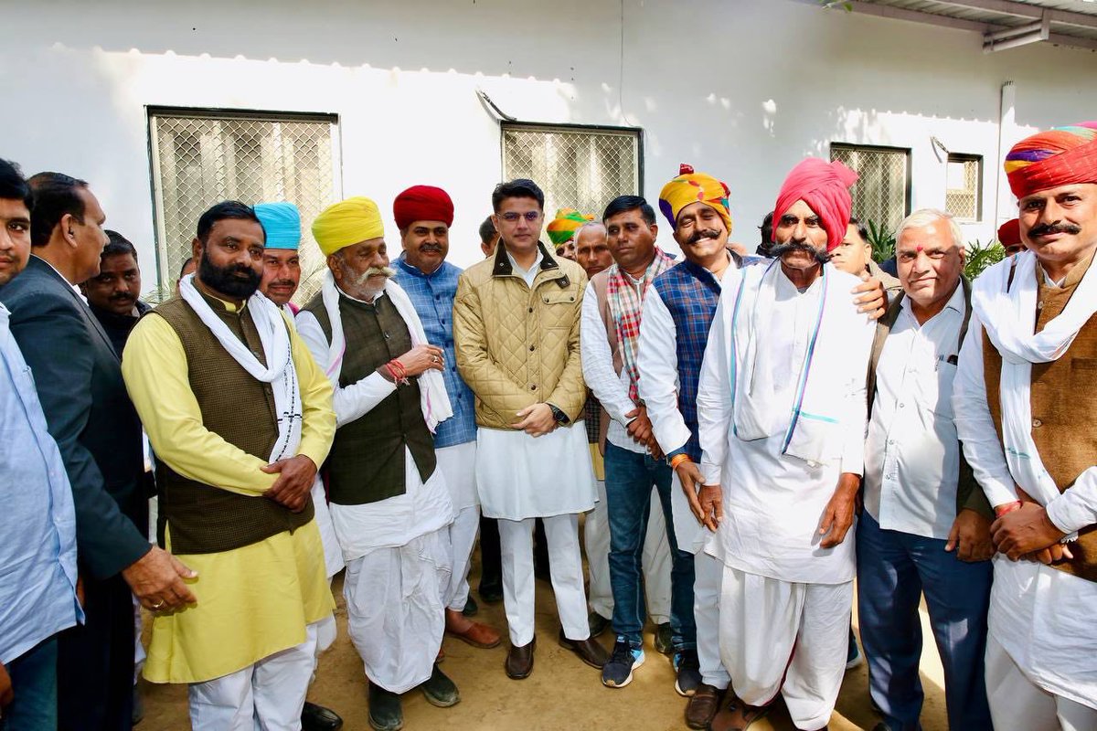SachinPilot's tweet photo. लोगों के साथ आज घर पर सुबह की राम राम... https://t.co/kcdQS3qLxJ