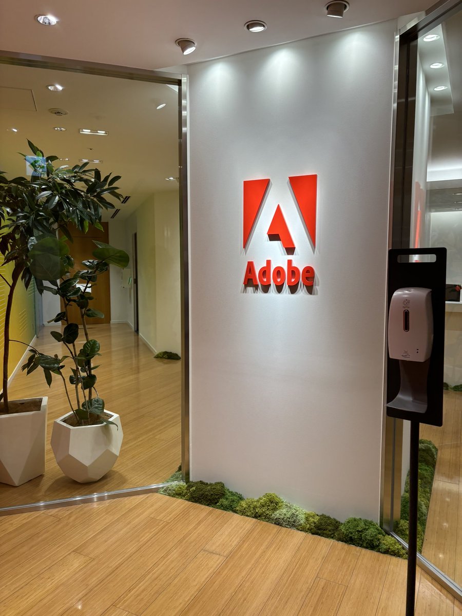 keikokosuge103's tweet image. Adobeさんの焼き肉新年会
たのしかた
 #AdobeCommunityExperts